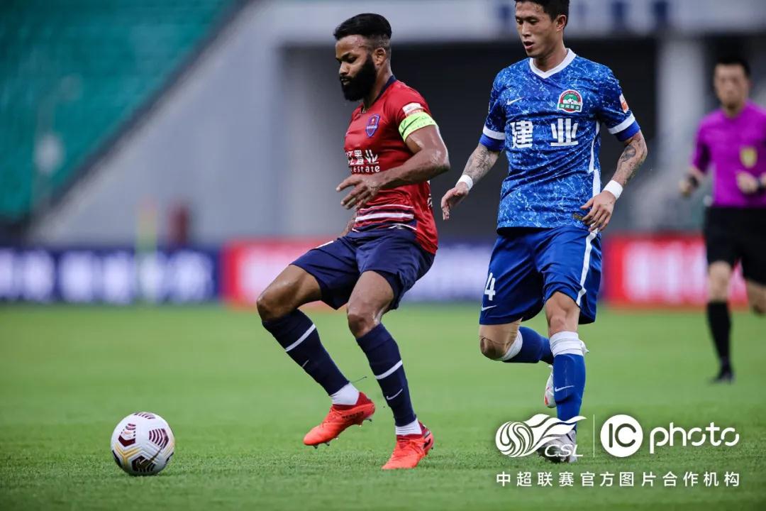 نتيجة الأهلي والهلال 12-0مفاجأة مدوية في تاريخ المواجهات